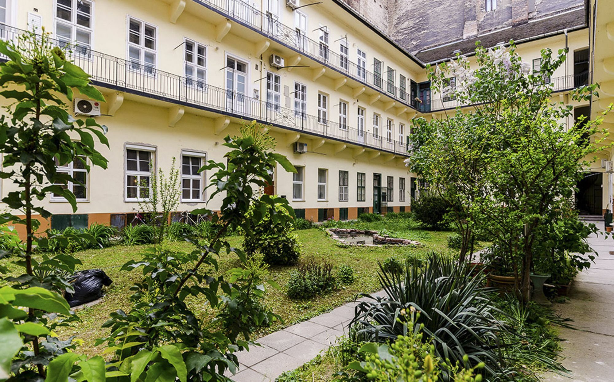 Peppers Apartments - Downtown Budapest Extérieur photo